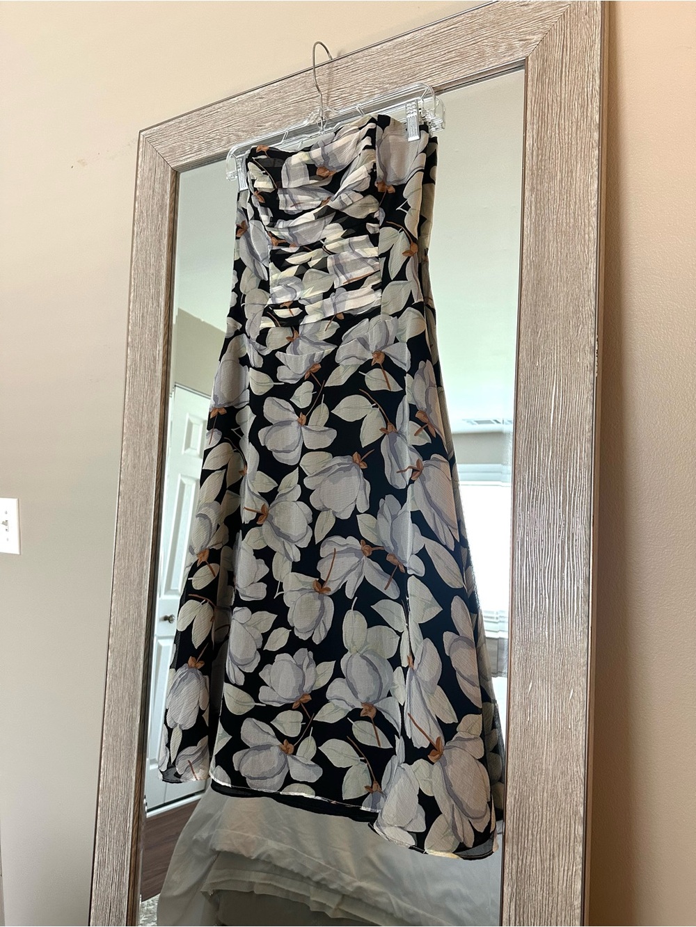 Helen Wang 100% Silk Black Floral Strapless Midi Dress Size 4 Small
